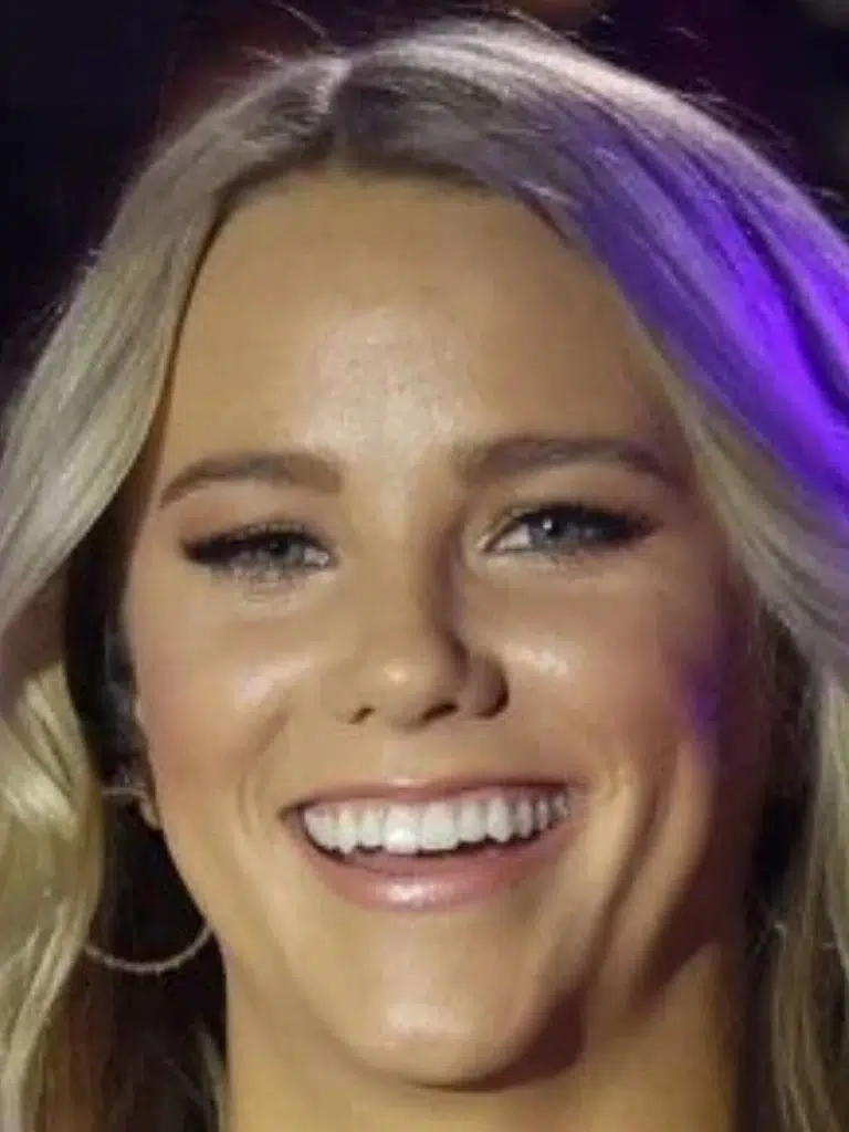Avery Biography: Wiki, Age, Career, Height, Weight, Boyfriend, Net Worth & More